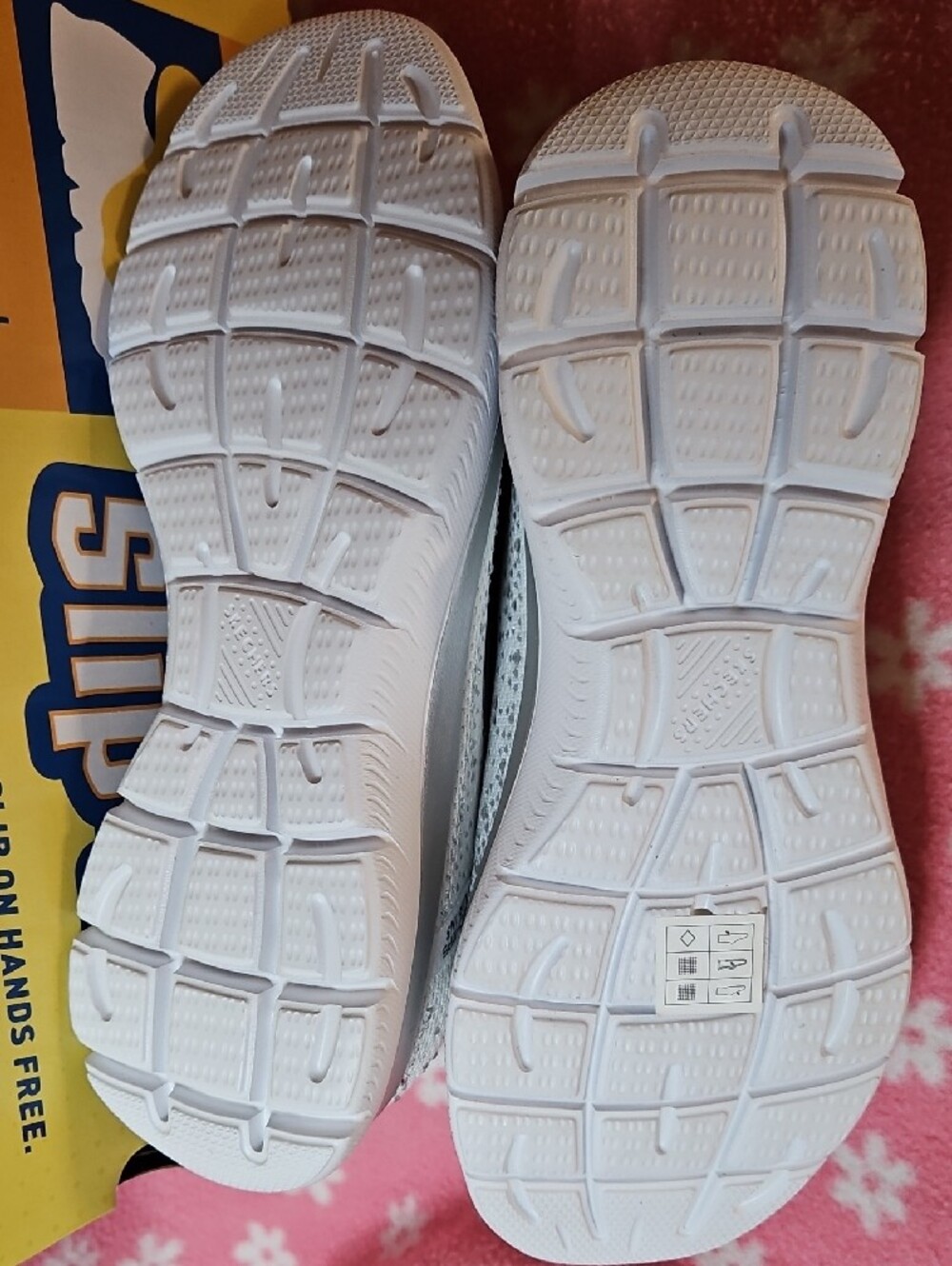 Skechers Women's/ Men's White Knit Slip-On Sneakers with Sparkle - Picture 2 of 3